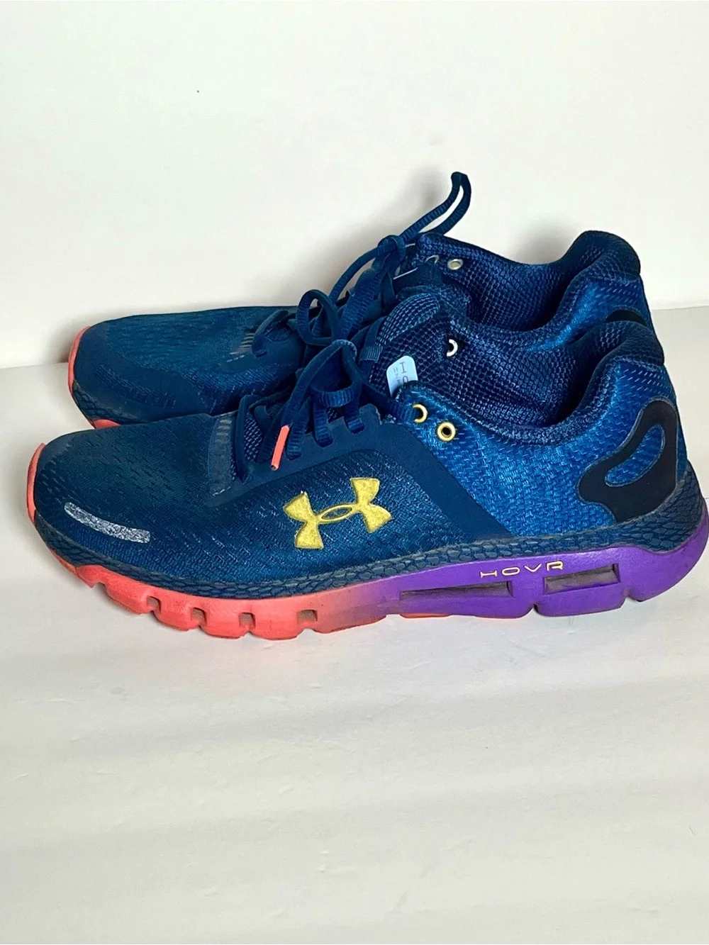 Under Armour HOVR Infinite 2 Navy Blue Running shoes with Coral Accents Size 8